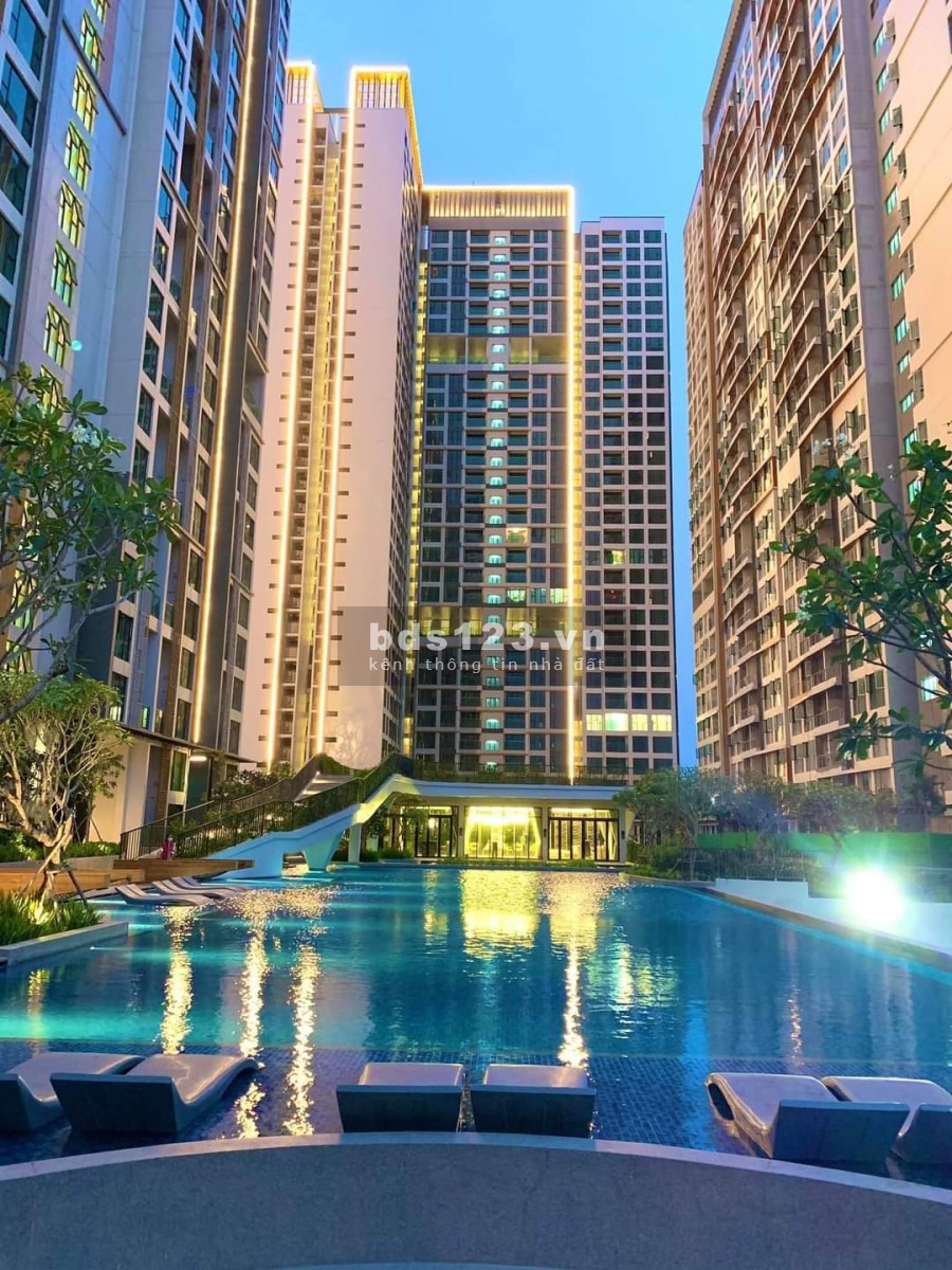 Cho thuê căn 2PN chung cư Feliz En Vista đầy đủ nội thất cực tốt. Giá 18 triệu. LH 0901858818 Mr Hải