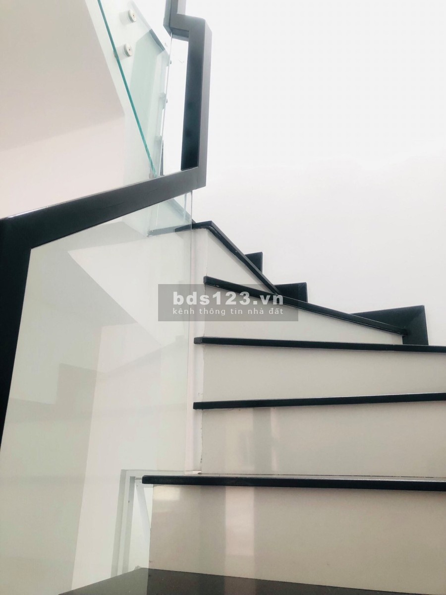 Nhà Trung Tâm Quận Tân Phú Phú Thọ Hòa diện tích sử dụng 80m2 giá bán 5 tỷ 6, lhcc