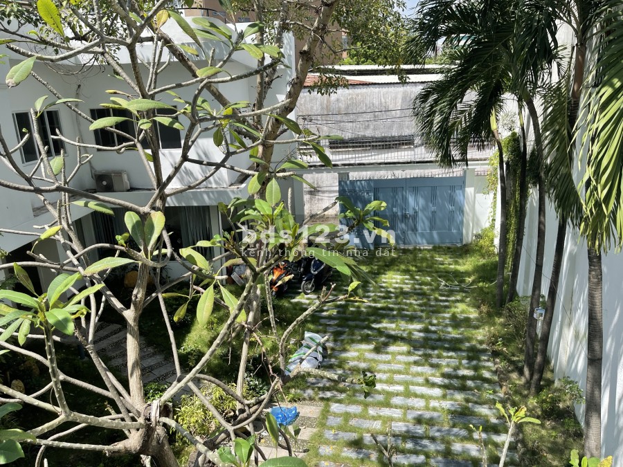 Cho thuê siêu biệt thự sân vườn diện tích sử dụng 1000m2 kinh doanh đa ngành