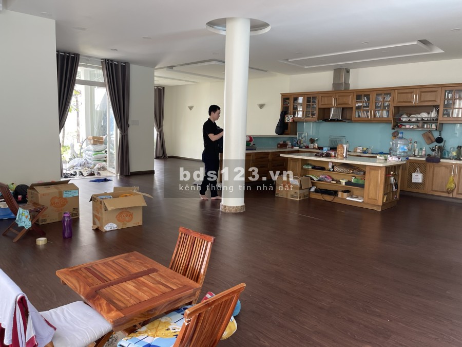 Cho thuê siêu biệt thự sân vườn diện tích sử dụng 1000m2 kinh doanh đa ngành