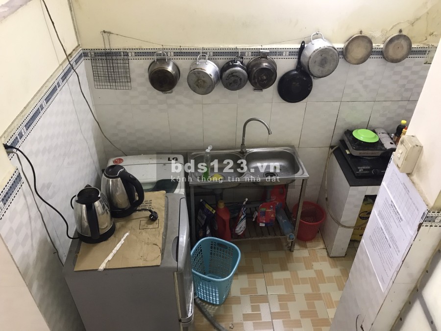 Cần tìm 2 bạn nam ở ghép nhà nguyên căn Quận Tân Bình, phòng đủ tiện nghi, lh 0398524376