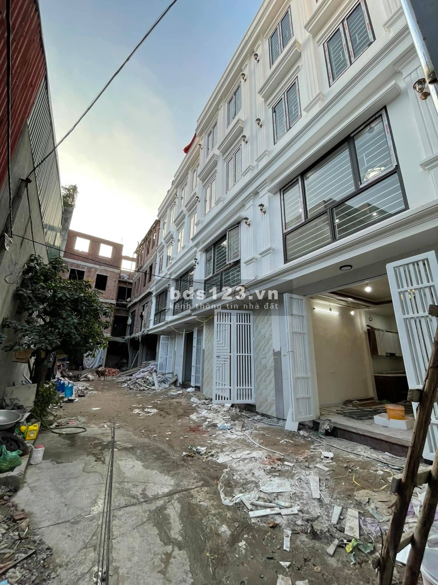 Bán nhà Ngọc Trì Long Biên 36Mx5T MT9m nhỉnh 2TỶ nhà mới dét ở lun.LH em Khởi 0911910586