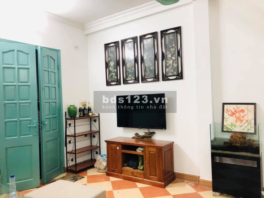 Bán nhà nguyên căn nhỉnh 2 tỷ, Trần Cung ô tô vào nhà cực gần bệnh viện E, yên tĩnh, an ninh