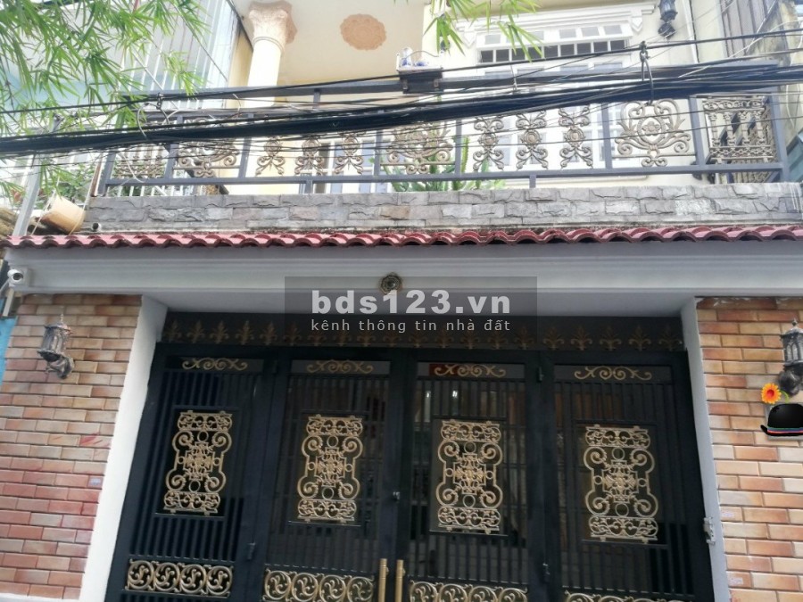 Nhà rộng kiên cố, hẻm xe hơi. Nguyễn Văn Săng giá bán 6,8 tỷ tiện ích đủ, khu dân cư đông