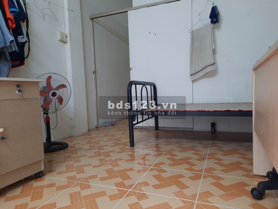 Cần tìm 2 bạn nam ở ghép nhà nguyên căn Quận Tân Bình, phòng đủ tiện nghi, lh 0398524376