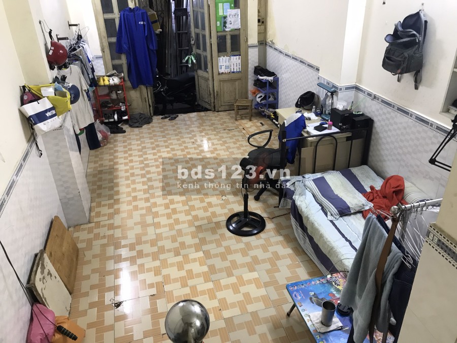 Cần tìm 2 bạn nam ở ghép nhà nguyên căn Quận Tân Bình, phòng đủ tiện nghi, lh 0398524376