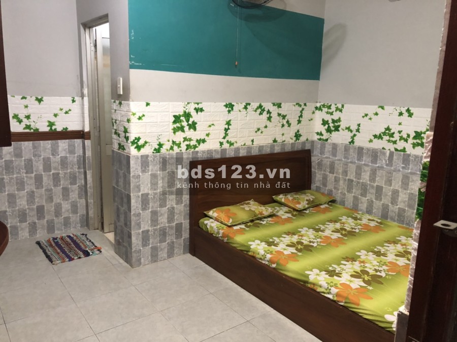 Phòng 2 triệu tiện nghi khép kín, gần chợ Thủ Đức giá bán 2 triệu/tháng, liên hệ 0947161764