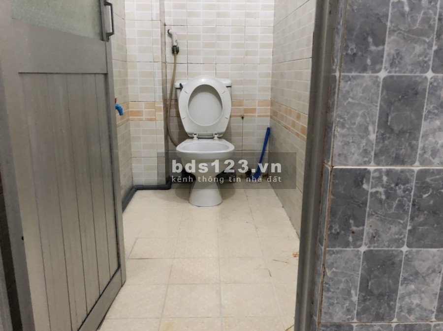 Phòng 2 triệu tiện nghi khép kín, gần chợ Thủ Đức giá bán 2 triệu/tháng, liên hệ 0947161764