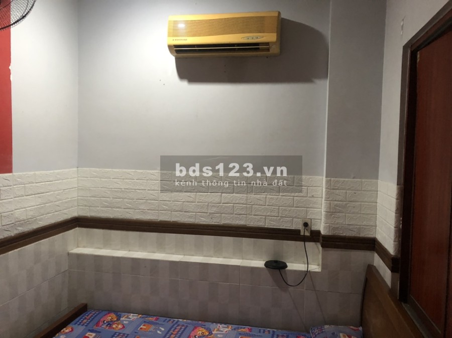 Phòng 2 triệu tiện nghi khép kín, gần chợ Thủ Đức giá bán 2 triệu/tháng, liên hệ 0947161764