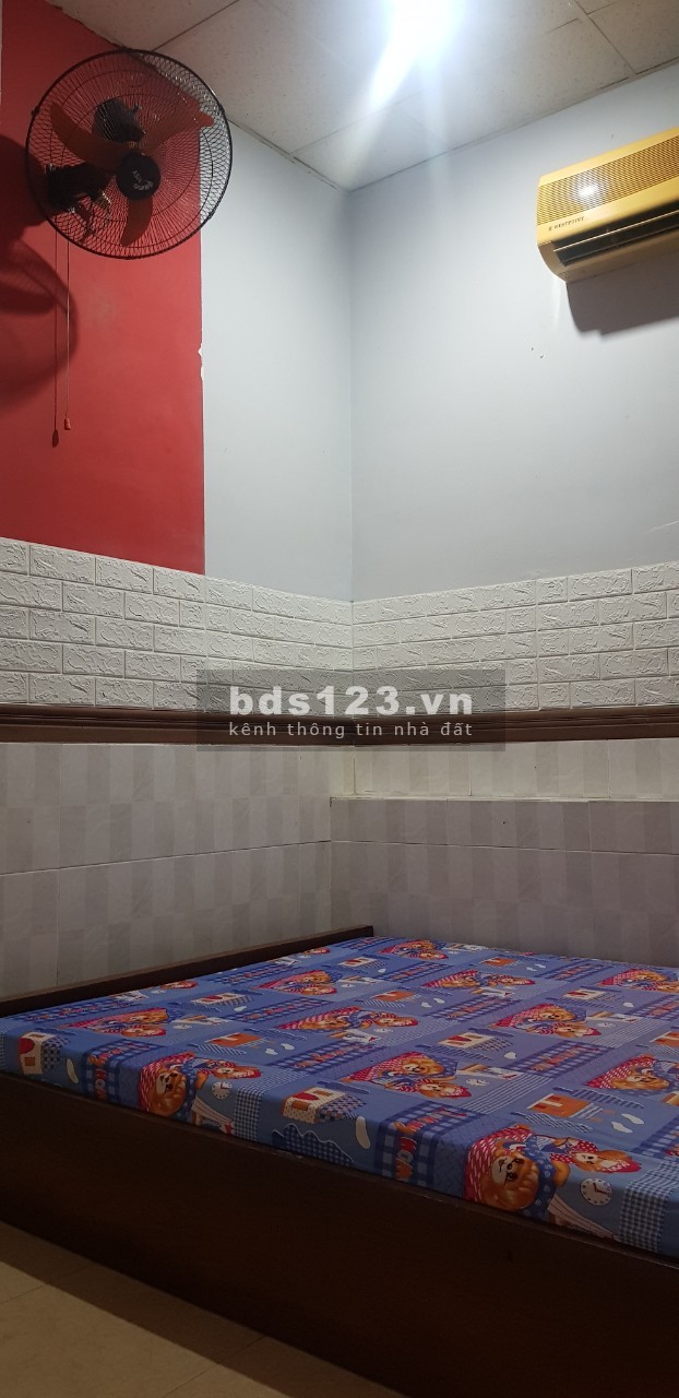 Phòng 2 triệu tiện nghi khép kín, gần chợ Thủ Đức giá bán 2 triệu/tháng, liên hệ 0947161764