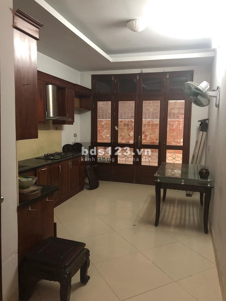 Nhà Ngọc Lâm,ô tô đỗ cửa, kinh doanh, 57m2, 5,65 tỷ