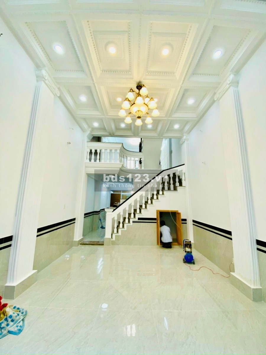 Bán nhà phố liền kề Đường số 11, phường Trường Thọ, Thành phố Thủ Đức