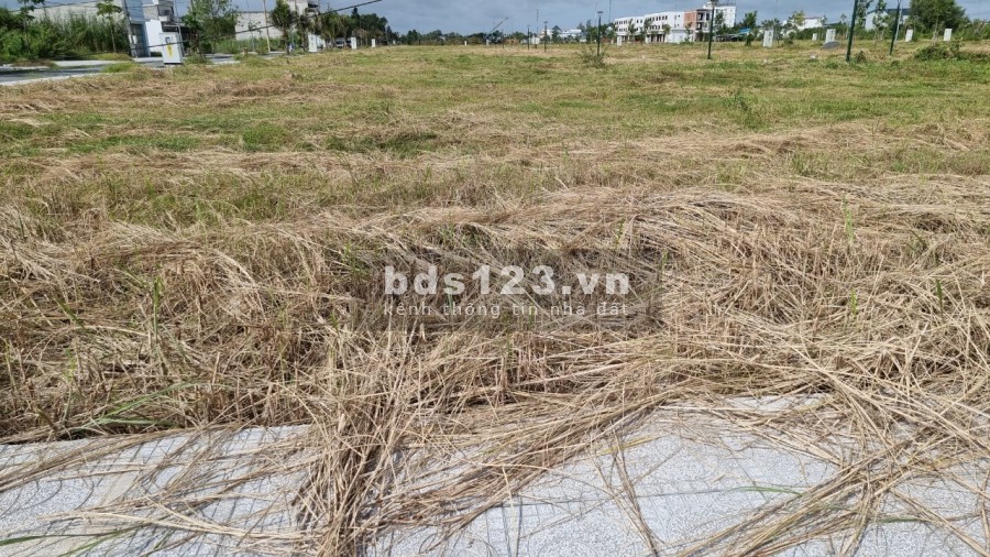 Nền đẹp giá tốt ngay trục chính Phố ẩm thực và giải trí khu đô thị FLC Sa Đéc lh 0772829293