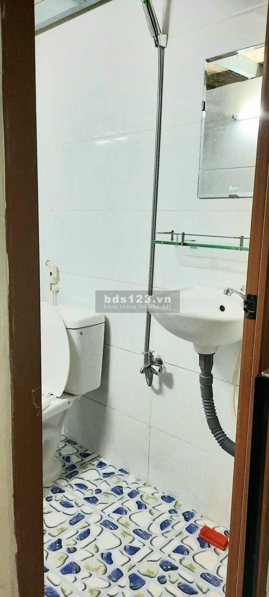 Cần tìm nữ nhân viên văn phòng sinh viên ở ghép gần đại học Hồng Bàng, nhà vệ sinh riêng