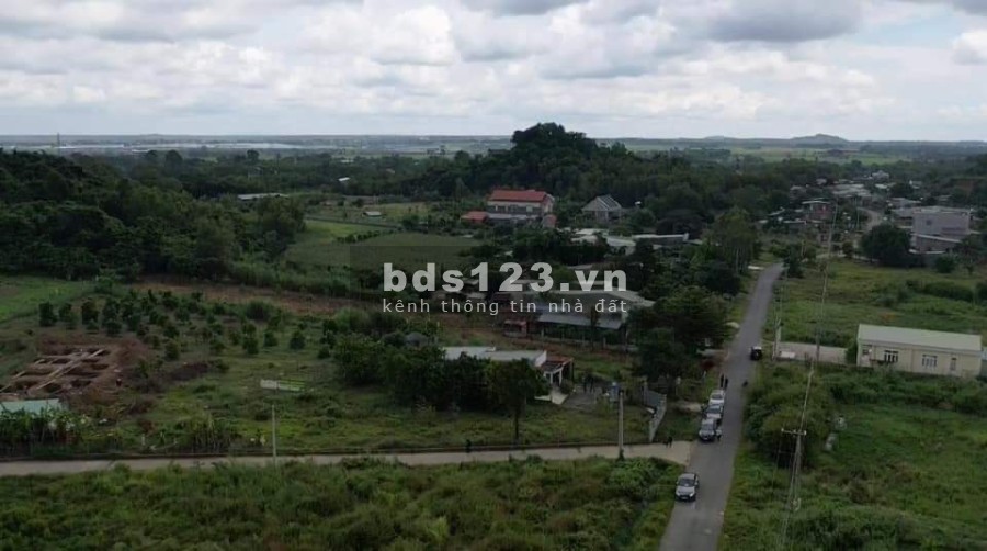 Chính chủ cần ra đi lô đất nền diện tích sư dụng 271m2 Phú Mỹ- Bà Rịa giá 118 triệu