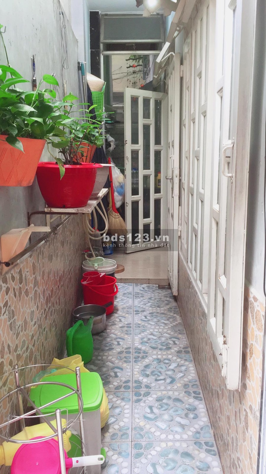Cần bán nhà đường Tôn Đản, Quận 4 giá rẻ nhà to 90m2 chỉ 4 tỷ 950tr