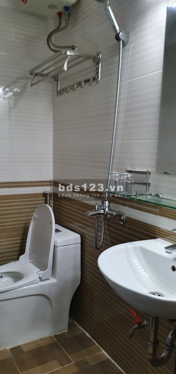 Bán nhà số 50B ngõ 51 Tương Mai sổ diện tích sử dụng 33m2 4 tầng giá bán 3,25 tỷ