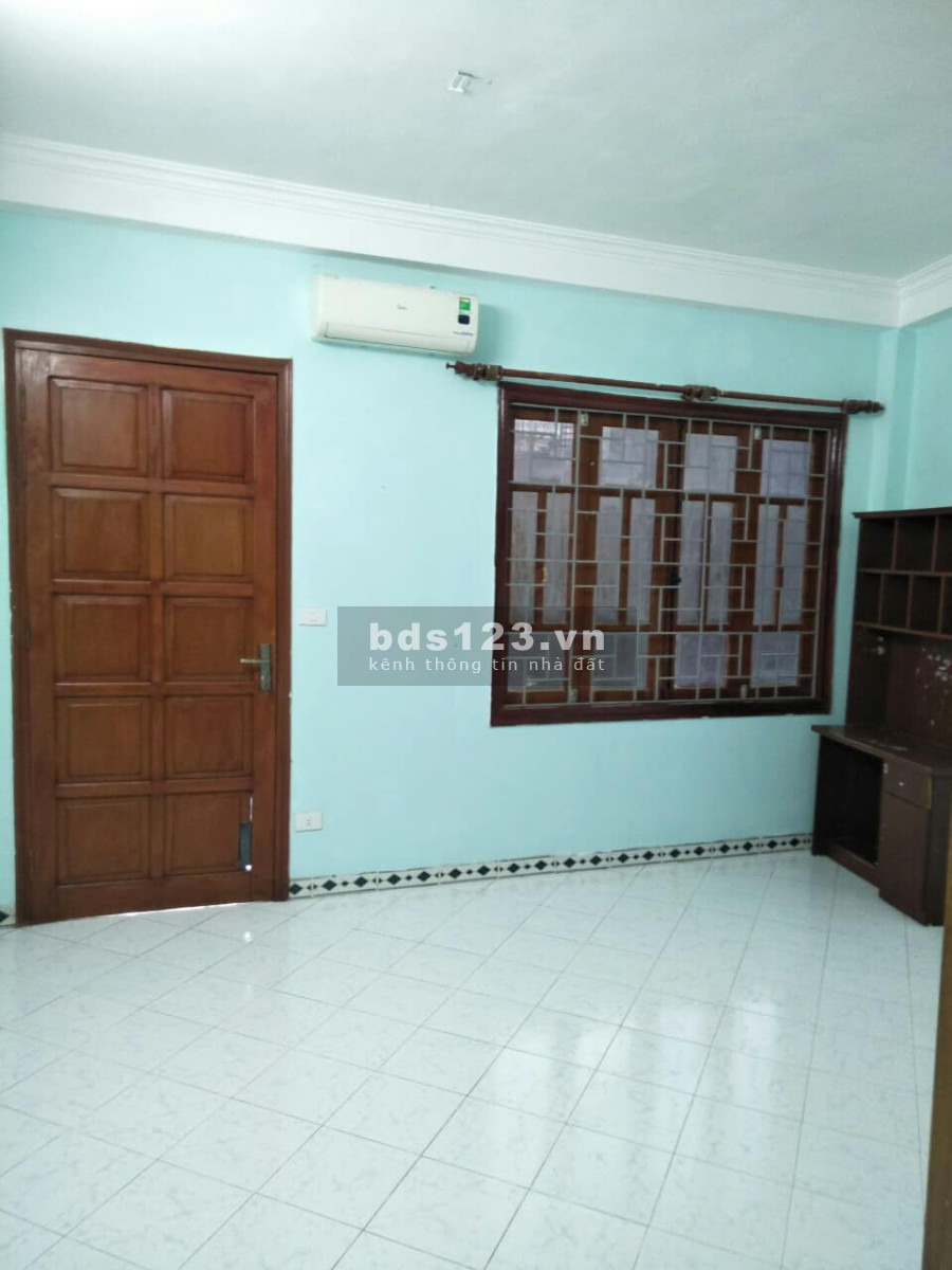 Cạnh hỗ Đại Từ ô tô đỗ cửa diện tích sử dụng 58m2 giá bán 3.9 tỷ, thiết kế 4 tầng sân phơi