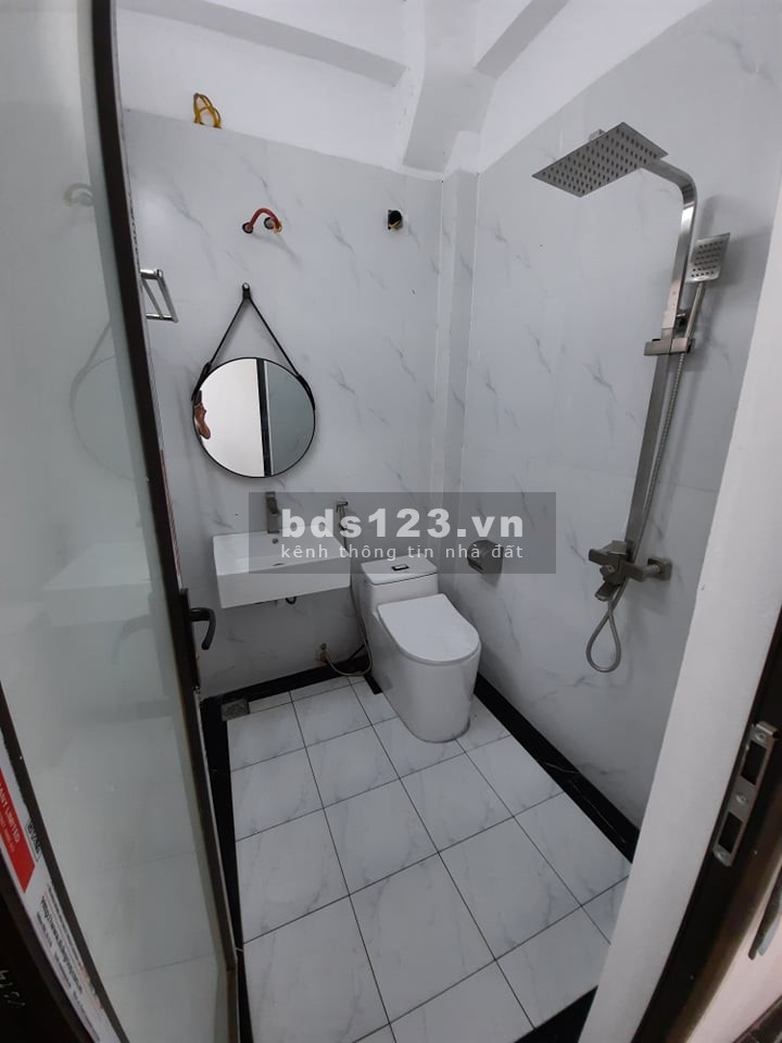 Nhỉnh 2 tỷ có nhà 4 tầng nội thất sịn sò đường ô tô đậu cửa gần Đô Nghĩa
