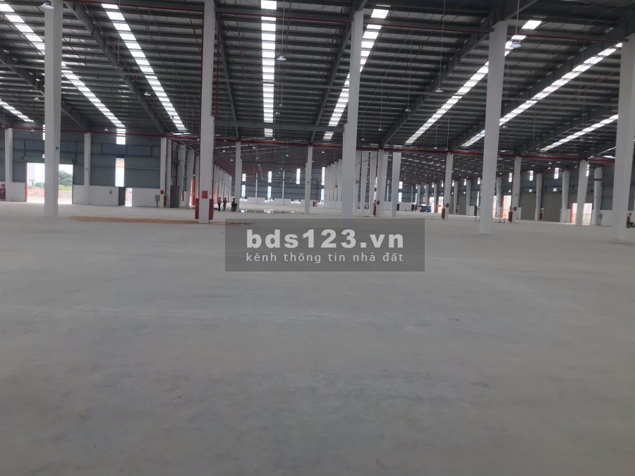 Cho thuê kho xưởng tại Long Biên diện tích 3700m2 đến 20.000m2, giá chỉ 130nghìn/m2. 0904613628
