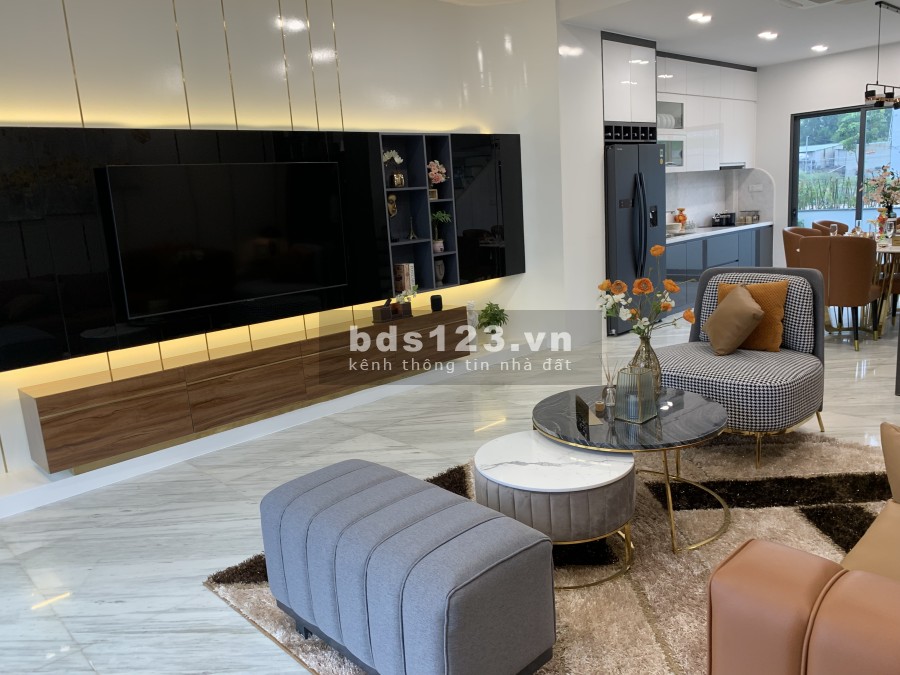 Mua nhà 0 đồng sở hữu nhà phố Thuận An, vị trí đắc địa, tiềm năng chiết khấu cao tiện ích đủ