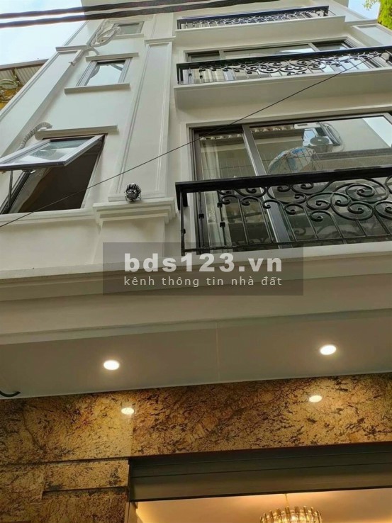 Bán nhà phố Minh Khai diện tích 40m2, ô tô cách đường 10m, gần phố giá bán 3,5 tỷ