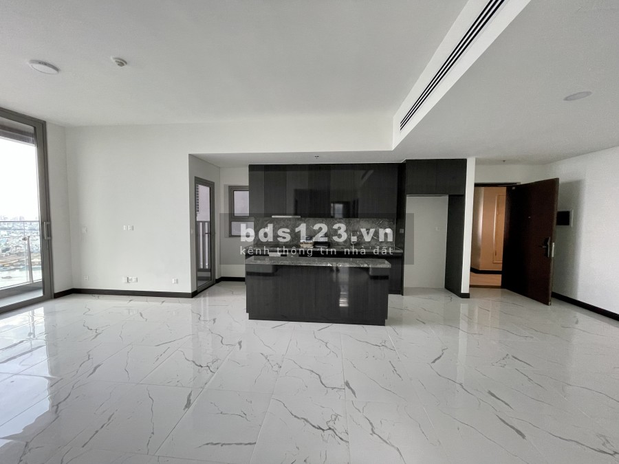 Cho thuê căn hộ 2 phòng ngủ, nội thất cao cấp, diện tích 92m2, chung cư Impire City, lhcc