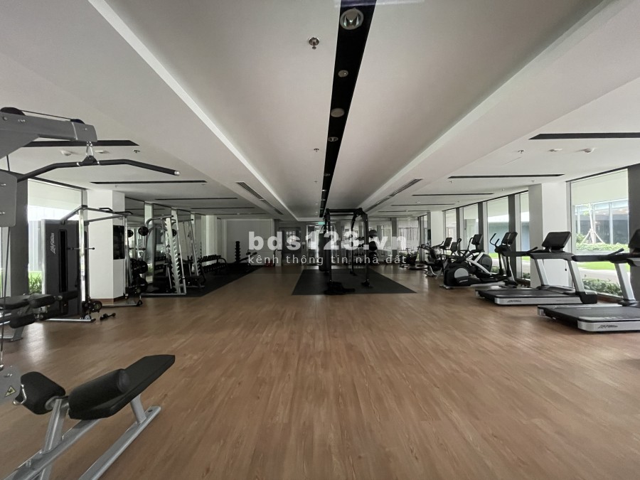 Cho thuê căn hộ 2 phòng ngủ, nội thất cao cấp, diện tích 92m2, chung cư Impire City, lhcc