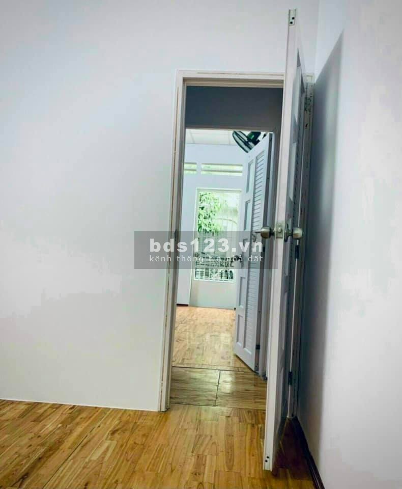 Bán nhà đường Tự Cường (CMT 8), mặt tiền kinh doanh 4x7m, chỉ 4 tỷ 19