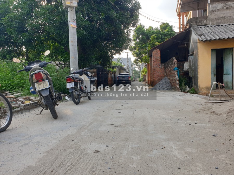Nhỉnh tỉ anh chị đã có ngay 45m đất Vân Nội liên hệ 0399568265 ô tô đỗ cửa, khu dân trí cao
