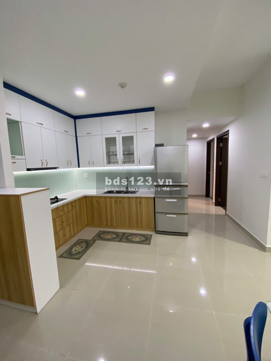 Căn hộ cho thuê 3PN, full nội thất, bày trí hợp lý, thoáng mát, giá cực tốt 12 triệu/tháng