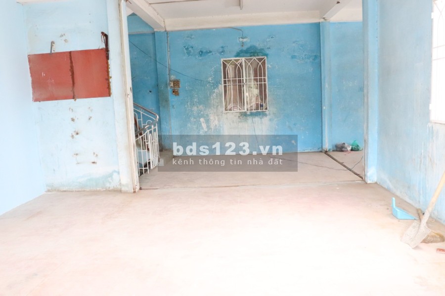 Mặt bằng mặt tiền tiện kinh doanh chính chủ Quận 10 giá 80 triệu/tháng, lhcc 0909203990
