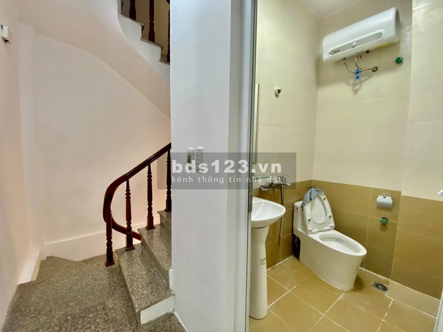 Bán nhà cực đẹp phố Nguyễn Chính Quận Hoàng Mai, giá hơn 3 tỷ nhỉnh đầy đủ nội thất