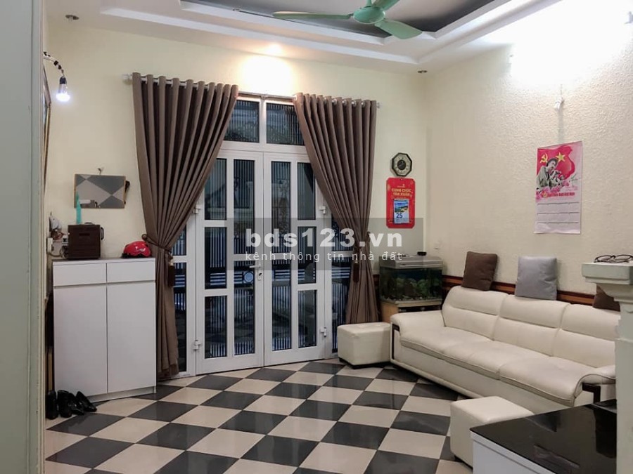 Tây Sơn, ngõ thông, kinh doanh, diện tích sử dụng 45m2 nhà đẹp giá bán 4 tỷ lh 0988899816