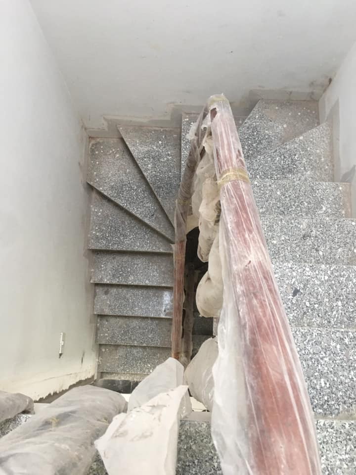 Nhà Kim Ngưu thang máy dtsd 85m2 7 tầng đúc giá bán 12,9 tỷ, 18 pn doanh thu cao 70 triệu
