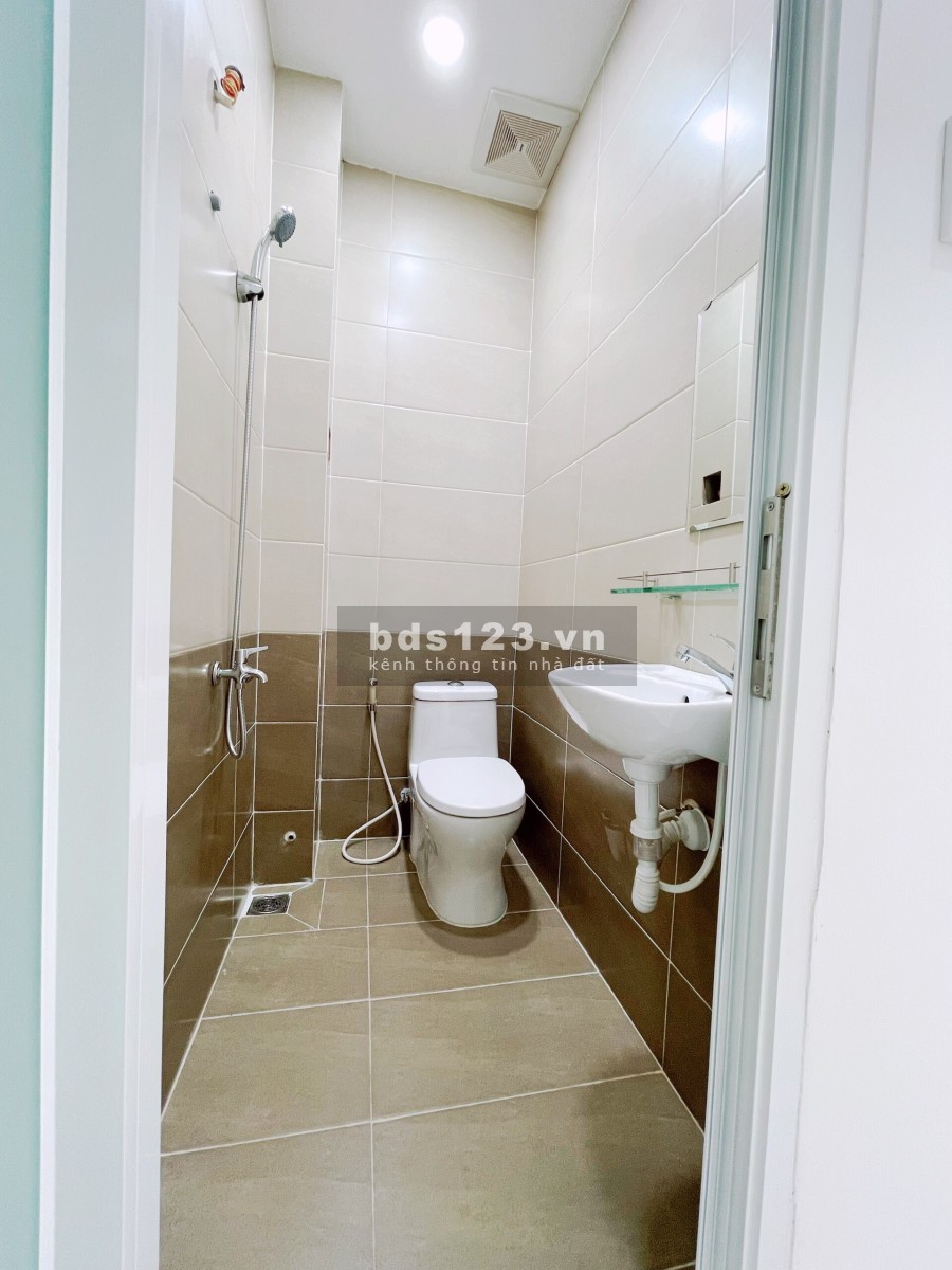 Chính chủ cho thuê nhà NC 4x11 1 trệt 1 lầu Hẻm Trịnh Đình Trọng P Hoà Thạnh Q Tân Phú