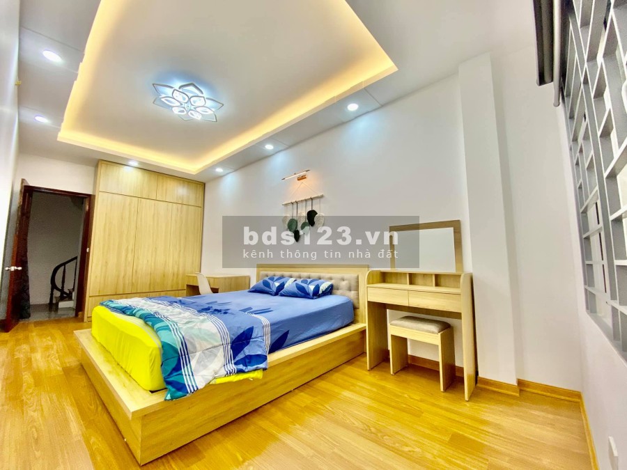 Bán nhà cực đẹp phố Nguyễn Chính Quận Hoàng Mai, giá hơn 3 tỷ nhỉnh đầy đủ nội thất
