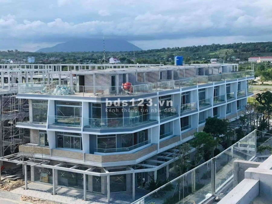 Shophouse Biển Phan Thiết 2 Mặt Tiền 6x18 Có Hồ Bơi Riêng Tại Khu Đô Thị Thanh Long Bay