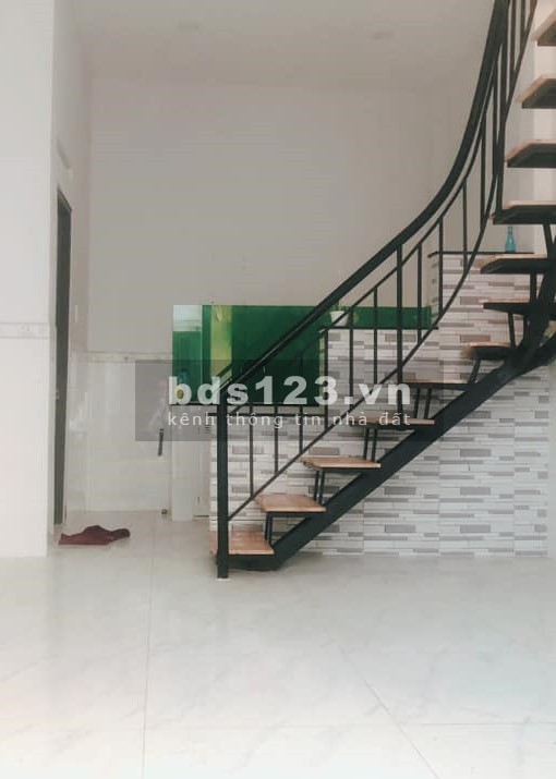 Bán nhà CMT 8 (Hiệp Nhất), xe hơi tránh, mặt tiền k doanh, giá bán chỉ 4 tỷ 18 sổ sẵn