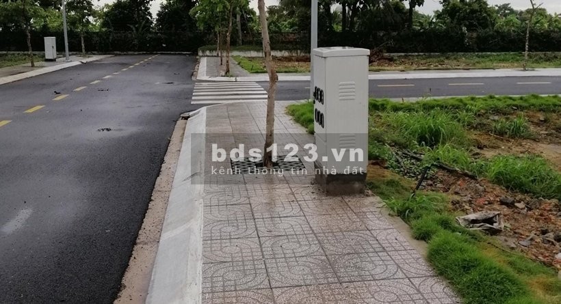 Bán gấp miếng đất tại Thị trấn Long Điền, ngay vòng xoay Vũng Vằn giá đầu tư
