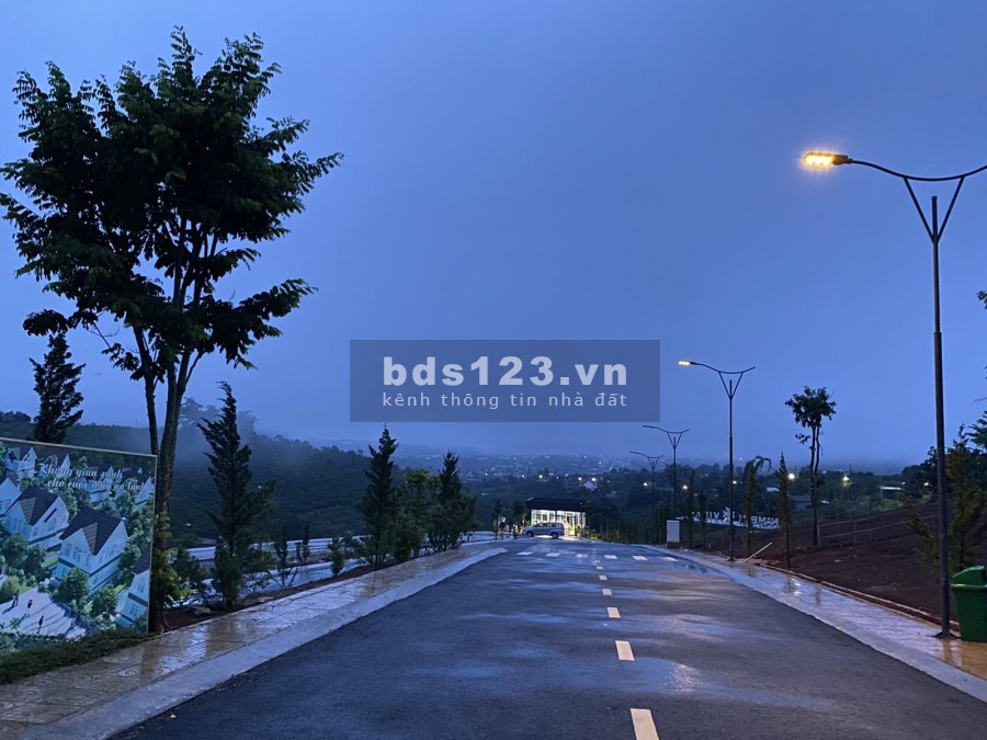 Đầu tư sinh lời, tiện ích đầy đủ, pháp lý đầy đủ, khu dân cư đông đúc, xe vào tận đất
