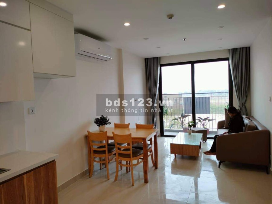 Cho thuê gấp CH 2PN, 1WC, 55m2 gần full đồ tại Vinhomes Smart City 8tr/th