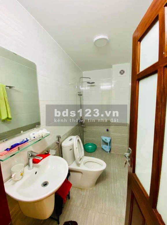 Bán đất tặng Nội thất Nguyễn Công Trứ Quận Hà Đông dtsd 33m2 4 tầng, giá bán nhỉnh 3 tỷ