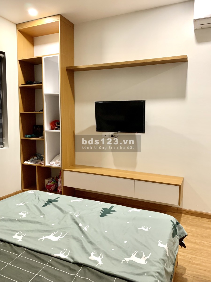 Chính chủ cần chuyển nhượng lại căn hộ tâm huyết 3 phòng ngủ, có ban công, pháp lý đủ