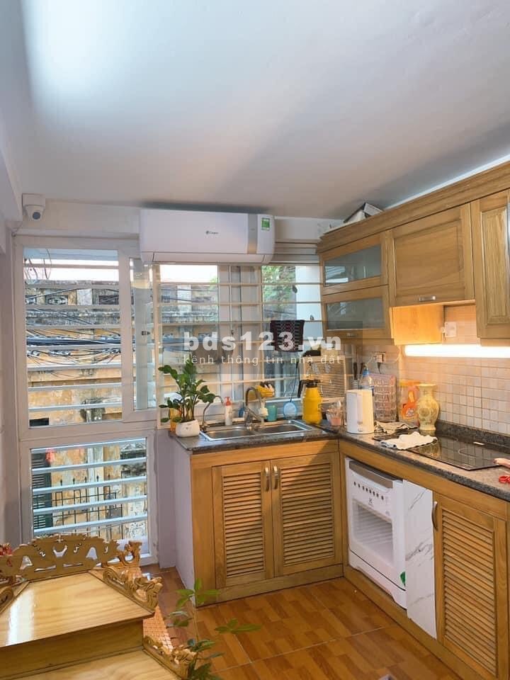 Bán nhà Nguyễn Văn Cừ kinh doanh đỉnh, khu dân trí cao, diện tích sử dụng 40m2, giá 3.99 tỷ