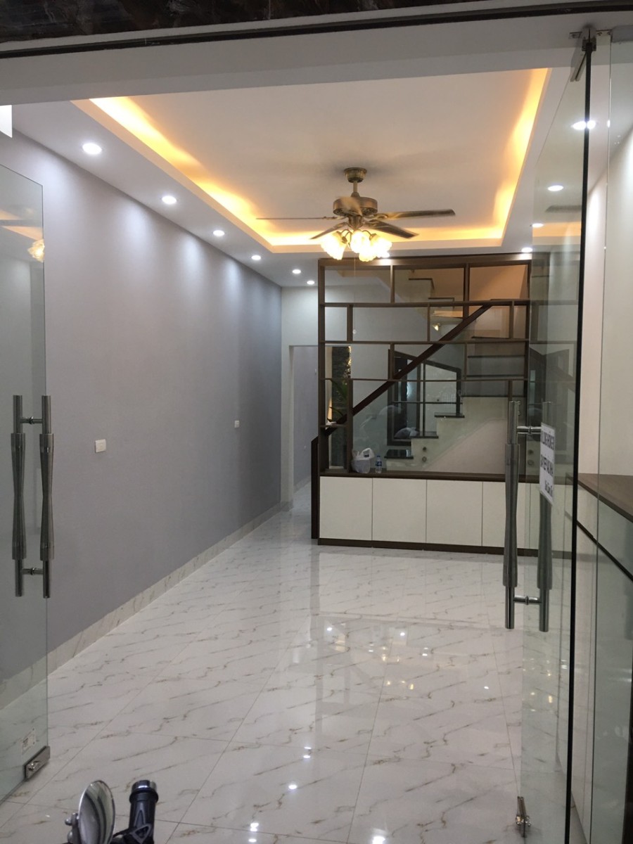 Nhà Chính Chủ cần bán gấp, đường Đê La Thành 47m, 4.6ty (thương lượng sâu), Liên hệ 0916001706