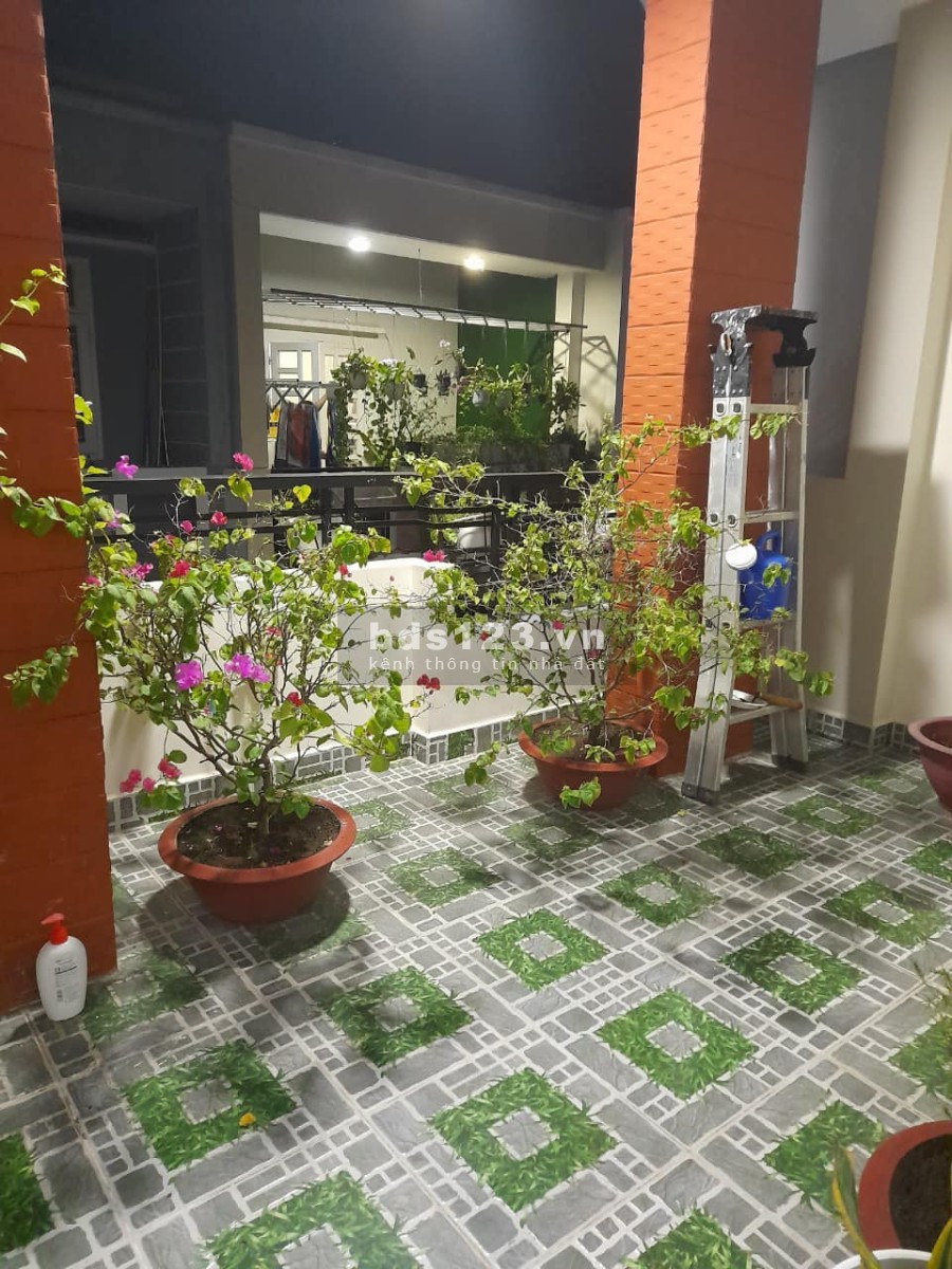 Cần tiền bán gấp nhà hẻm xe hơi Hiệp Bình Phước Thủ Đức, dtsd 56m2, giá 6,65 tỷ