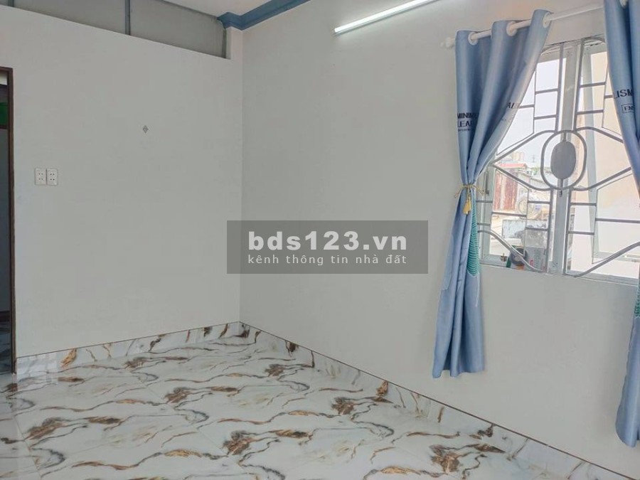 Nhà đường Xóm Chiếu Quận 4 giảm giá 200 triệu sau Covid giá chỉ 3 tỷ 9 45m2, 3 lầu,
