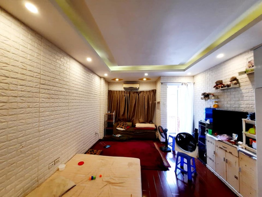 Bán nhà phố Thượng Đình dtsd 30m 5 tầng mt 4m nhà đẹp bàn giao nội thất xịn sò, nhỉnh 3 tỷ