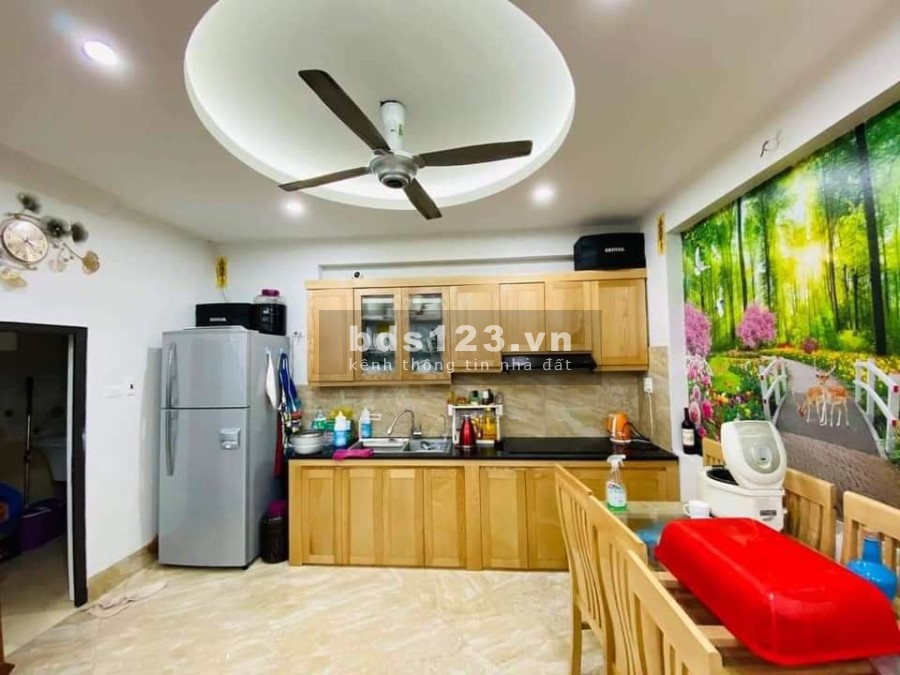 Nhà nguyên căn mới bao đẹp long lanh, ô tô tránh, chủ tặng hết nội thắt, giá bán 4 tỷ, lhcc